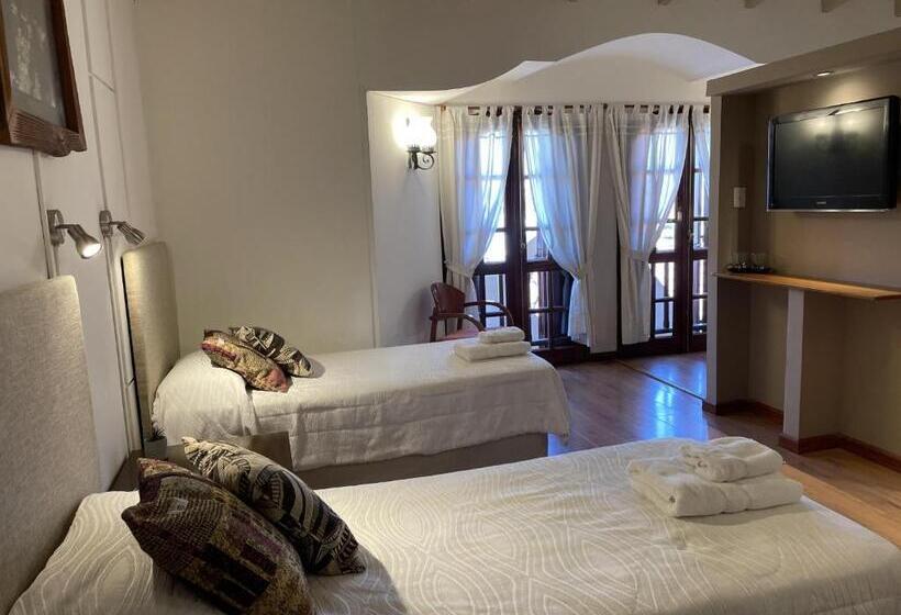 فندق Santa Catalina