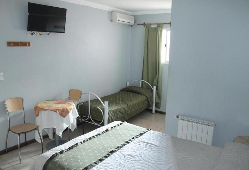 בית מלון כפרי Sienna