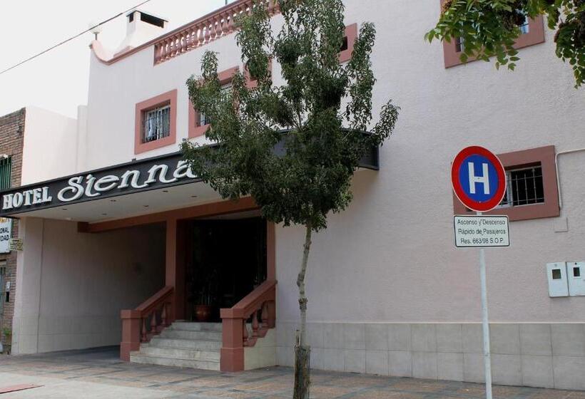 בית מלון כפרי Sienna