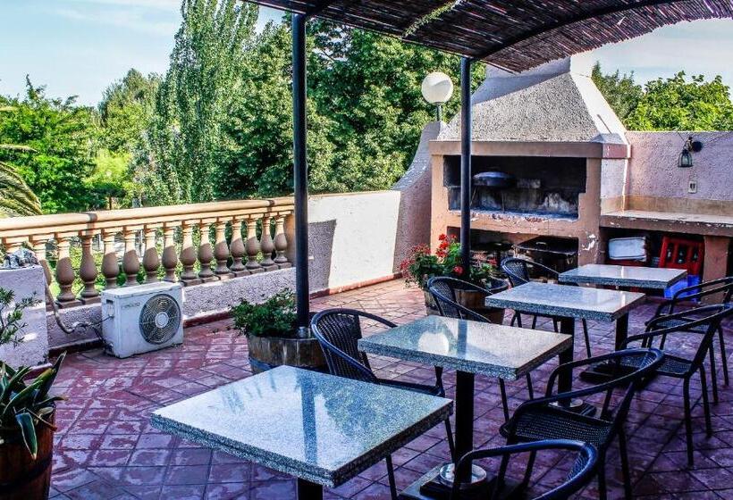 בית מלון כפרי Sienna