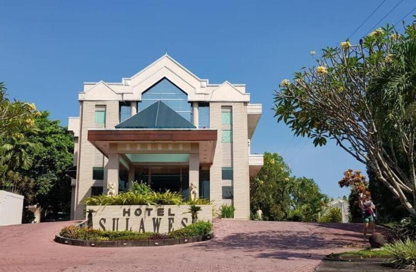 هتل Sulawesi Jember