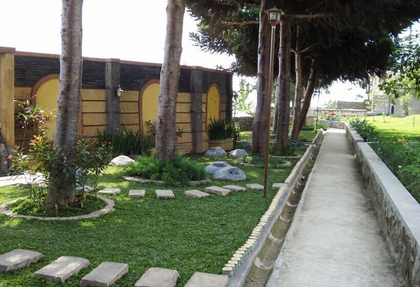 Otel Tangko Inn Resort