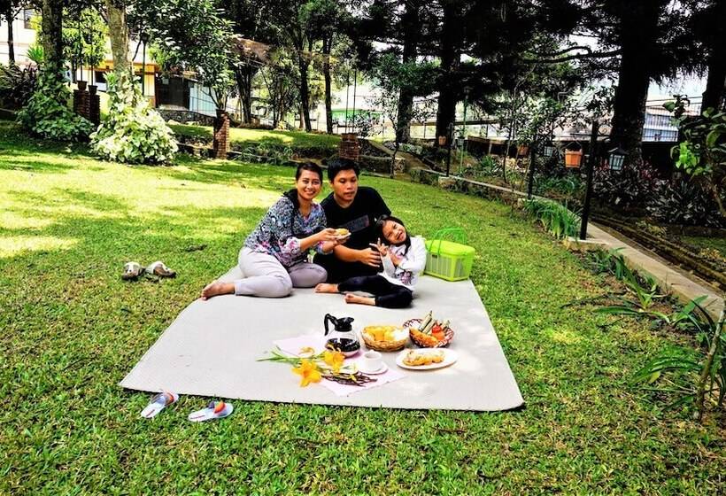 Szálloda Tangko Inn Resort