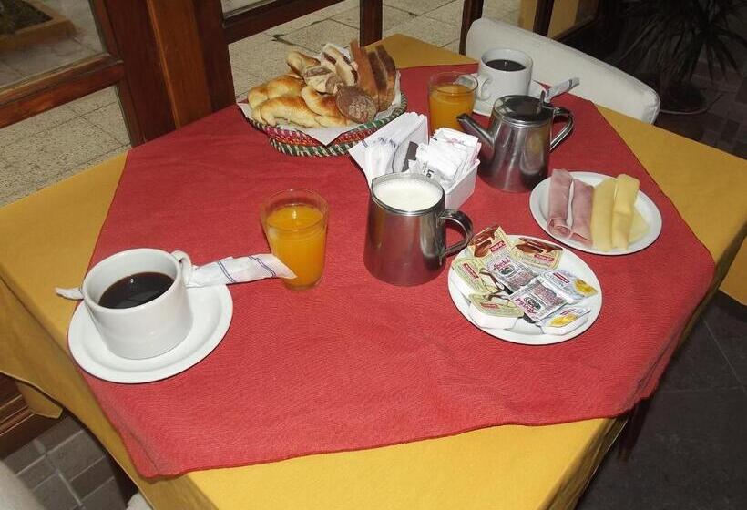 בית מלון כפרי Teomar