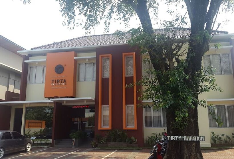 酒店 Tirta Mansion Lippo Karawaci Mitra Reddoorz