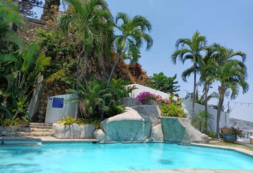 Iguanazu Bed & Breakfast