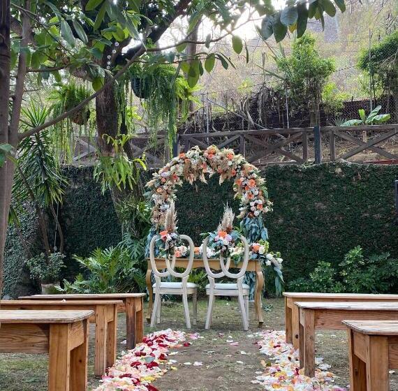 Iguanazu Bed & Breakfast