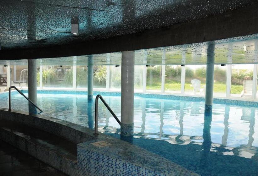 Linda Bay Beach & Resort Spa