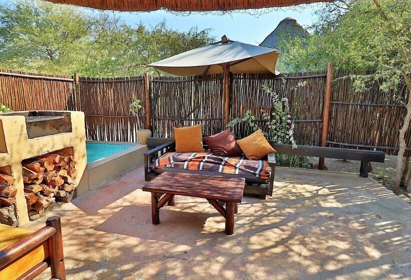 Manzini Swazi King Chalets