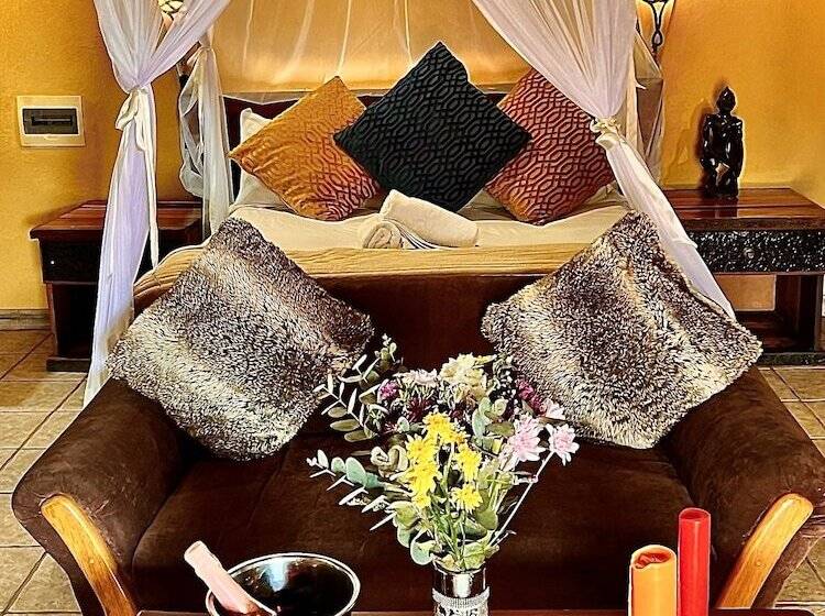 Manzini Swazi King Chalets