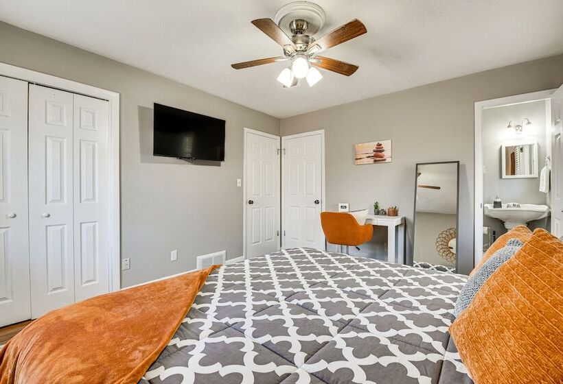 Atlanta Home W/ Movie Projector & Basketball Hoop!