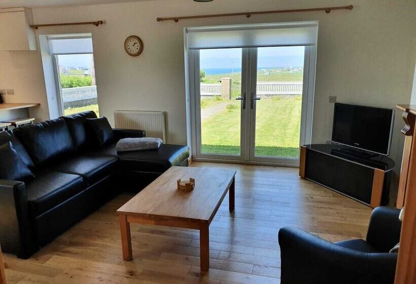 Bayview 1 Bed Cottage In Isle Of Lewis