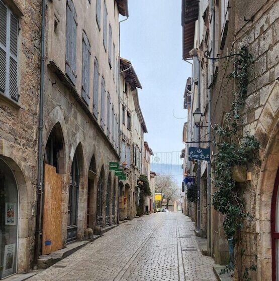 住宿加早餐  La Pelisserie, Chambre D Hotes