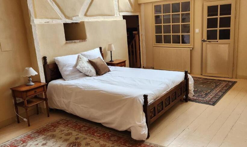 مبيت وإفطار La Pelisserie, Chambre D Hotes