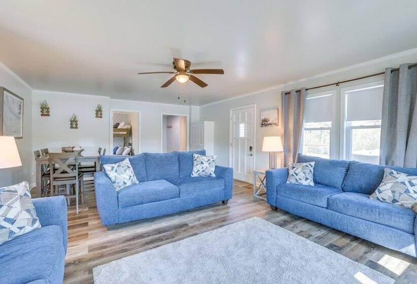 Bright Shelby Cottage W/ Deck & Creek Views!