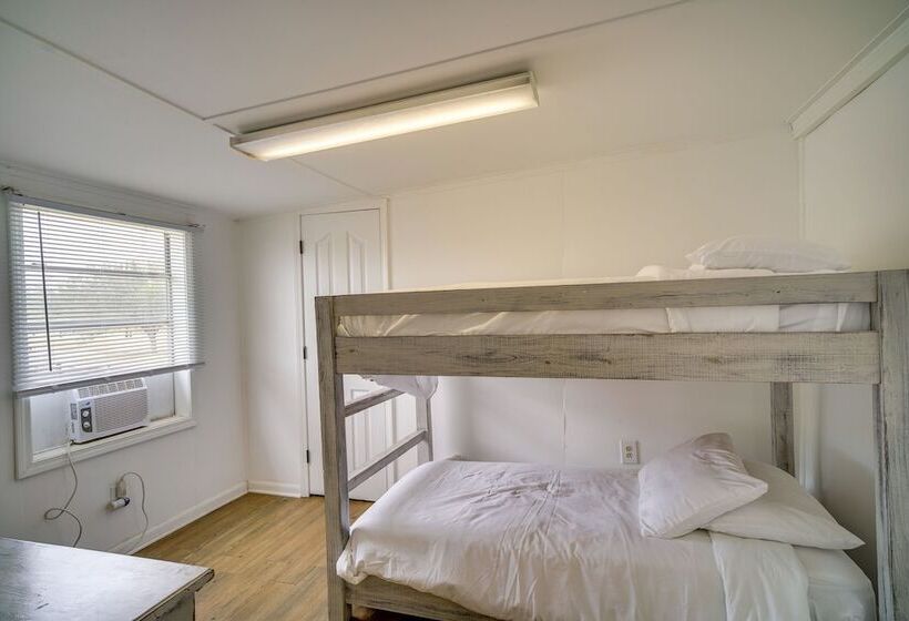 Charming Home W/ Dock, Near Downtown Lake Charles!