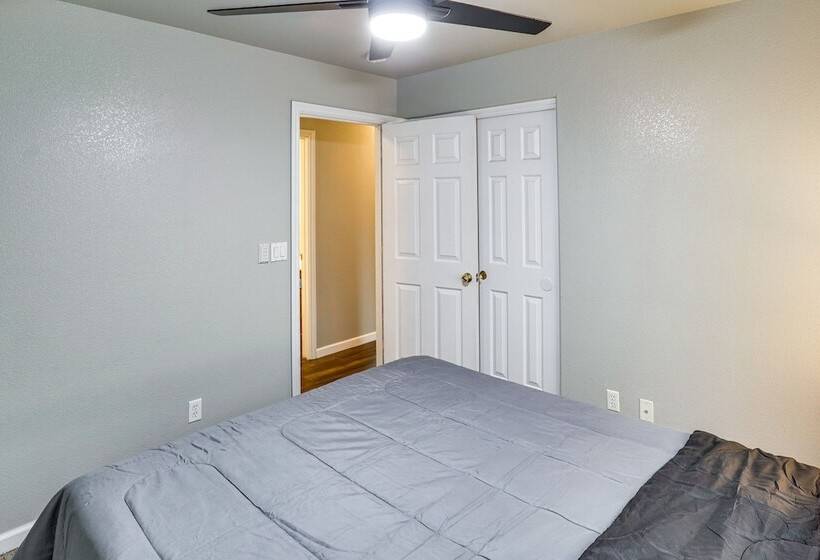 Snowbird Arizona Retreat W/ Fire Pit!