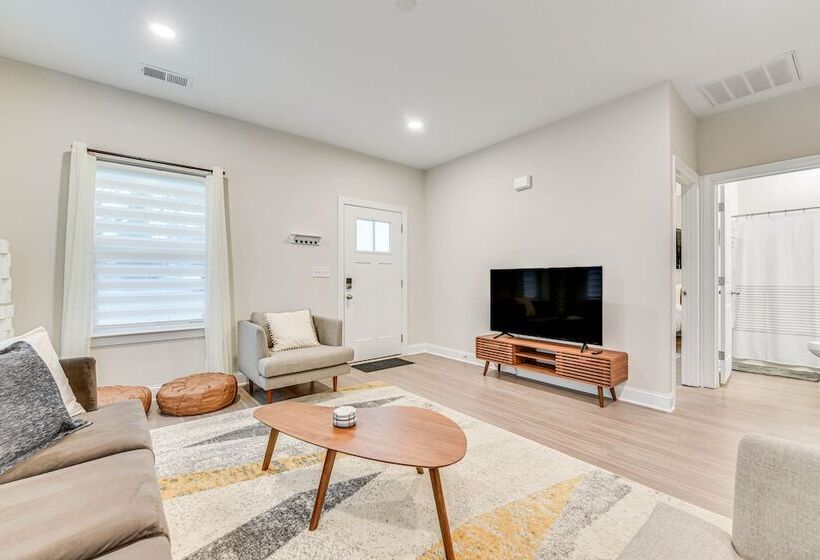 Family Friendly Home ~ 5 Mi To Unc Charlotte!