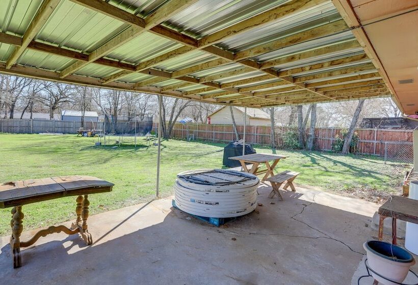 4 Mi To Magnolia Market: Family Friendly Waco Home