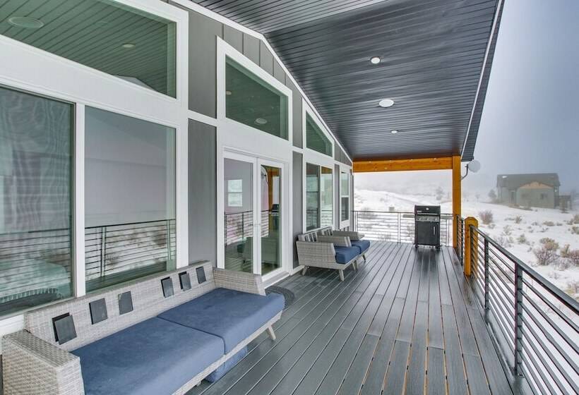 Garden City Cabin W/ Fire Pit: 2 Mi To Bear Lake!