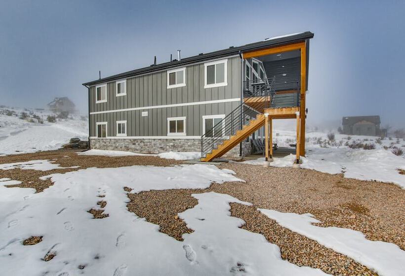 Garden City Cabin W/ Fire Pit: 2 Mi To Bear Lake!