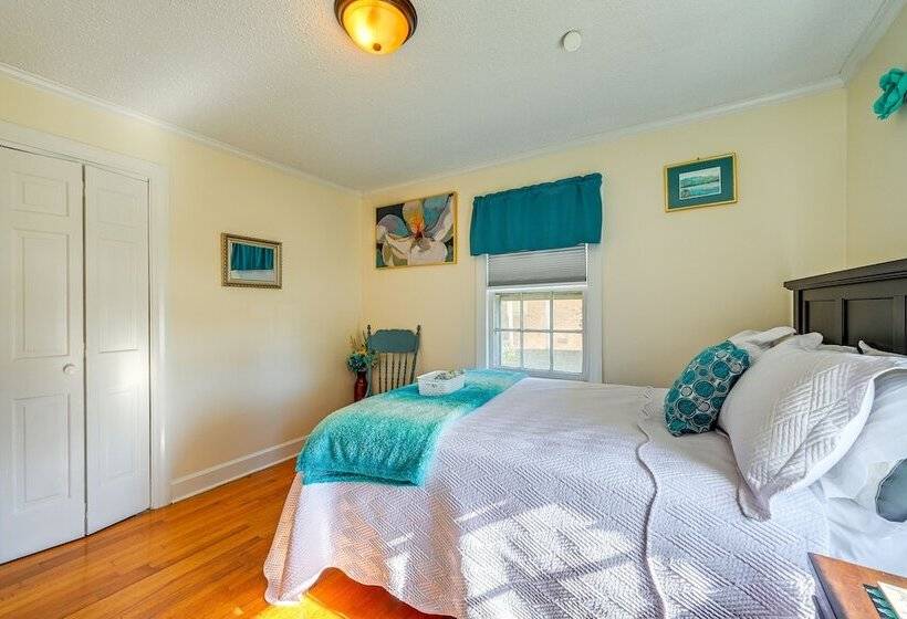 Greenville Home: 2 Mi To Downtown!