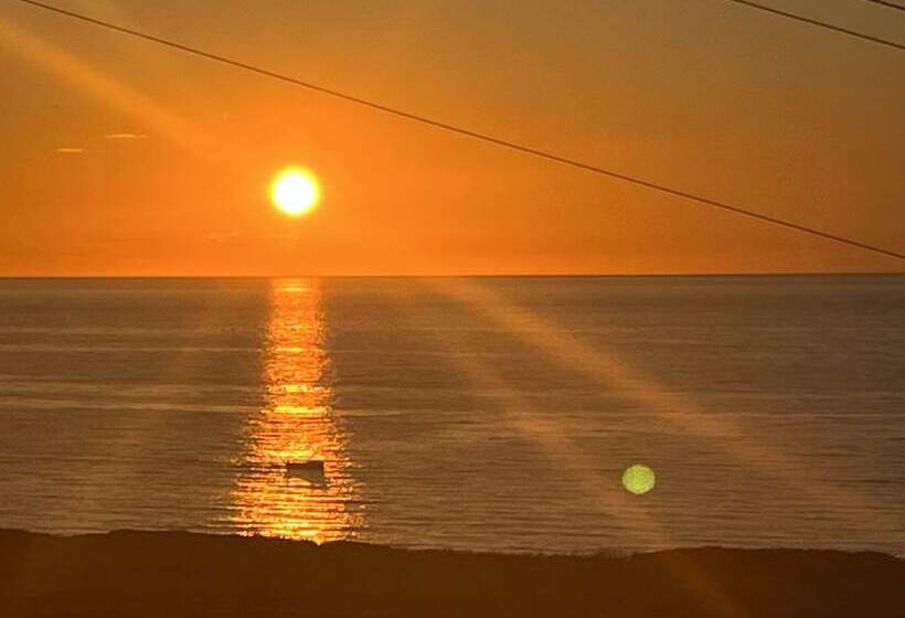 Отель Aberaeron Pods Luxury Accommodation