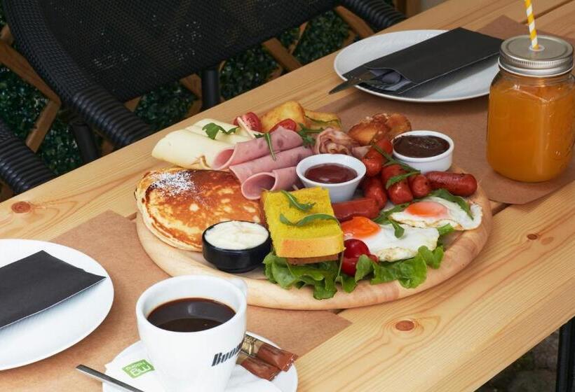 בית מלון כפרי Atlas Suites