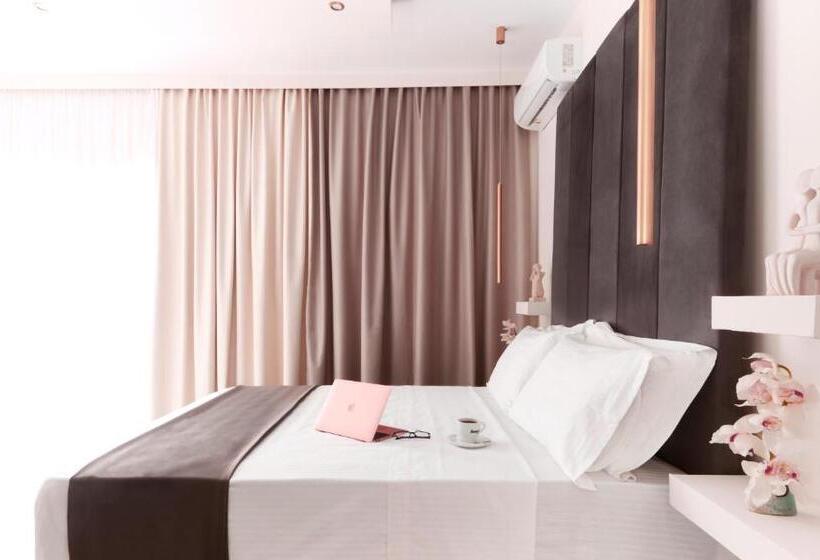 בית מלון כפרי Atlas Suites