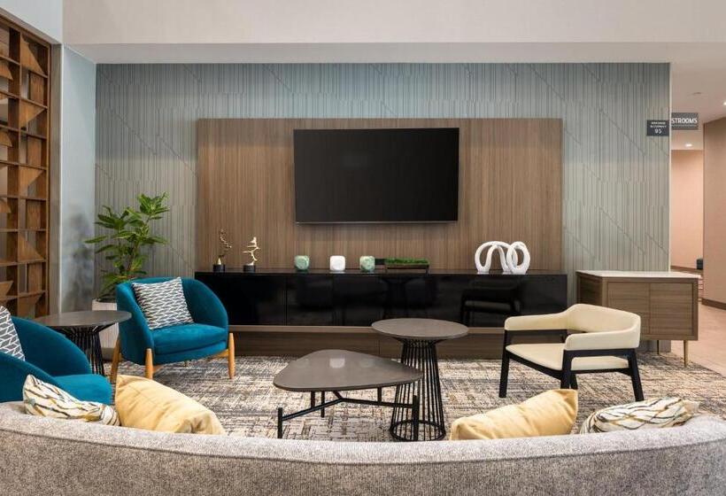 בית מלון כפרי Holiday Inn & Suites Monterey Park – Los Angeles, An Ihg