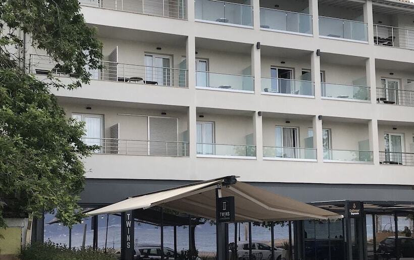 בית מלון כפרי Plaza