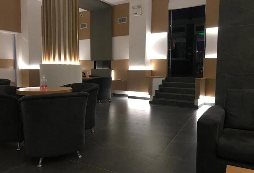 בית מלון כפרי Plaza