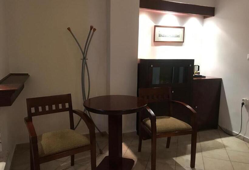 בית מלון כפרי Plaza