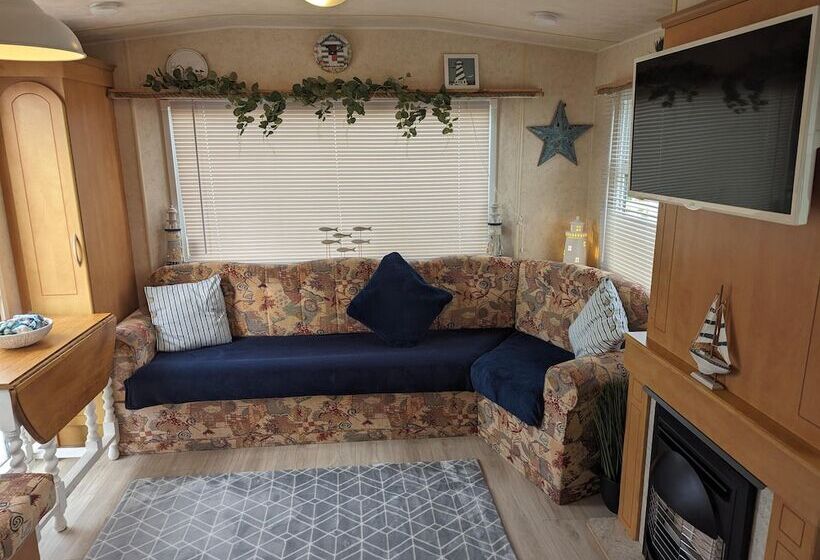 Отель Sandy Paws Anderby Creek   Dog Friendly