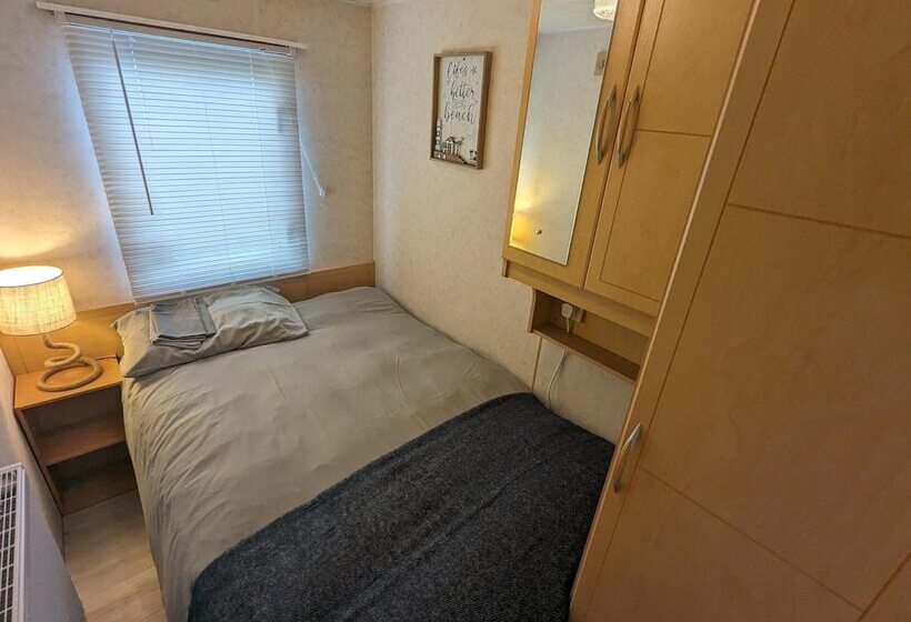 Отель Sandy Paws Anderby Creek   Dog Friendly