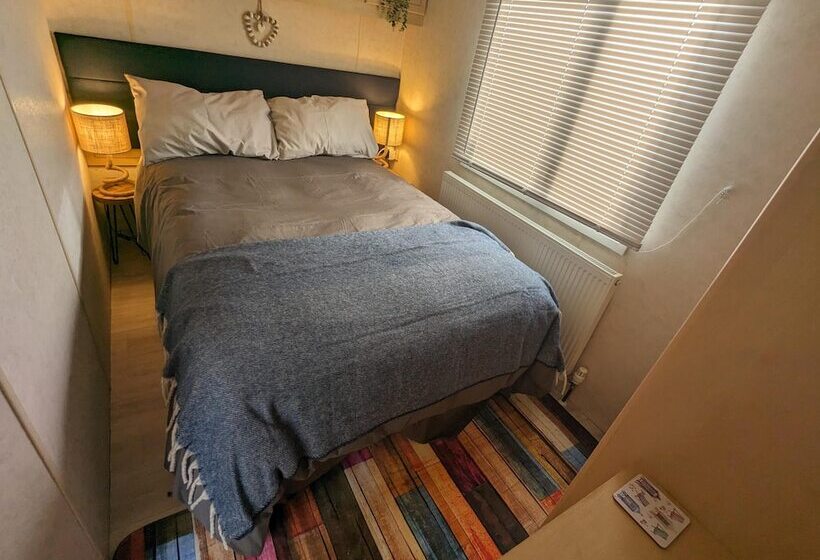 Отель Sandy Paws Anderby Creek   Dog Friendly