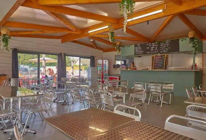 בית מלון כפרי Mobil Home Ouistreham