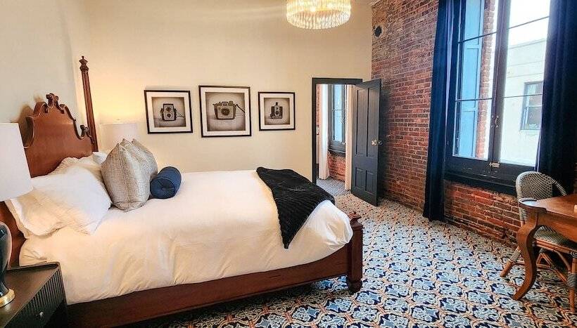 ホテル Speakeasy Suites