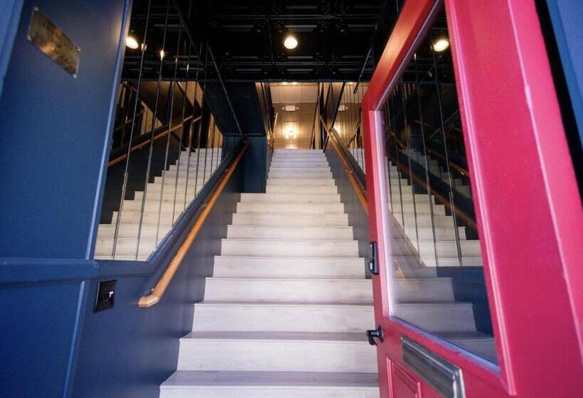 ホテル Speakeasy Suites