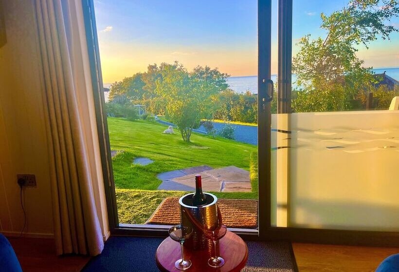 فندق The Pod & Cwtch Luxury Accommodation