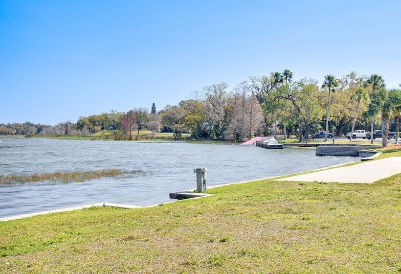 Lakeland Retreat W/ Private Pool & Yard Games!