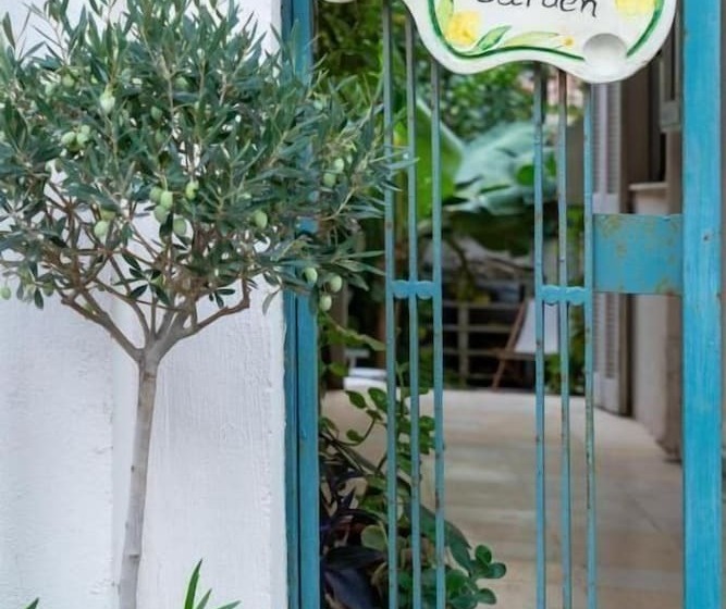 Lemon Garden Residence