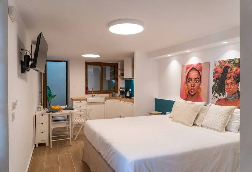 Lemon Garden Residence