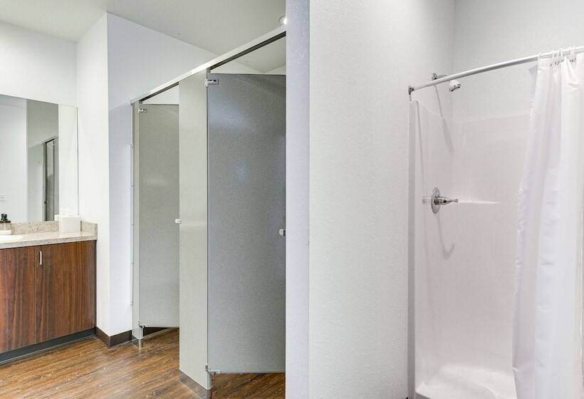 Marionville Cottage On 70 Acres W/ Recreation Room