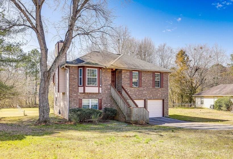 Minimalist Alpharetta Home W/ Balcony Near Atlanta