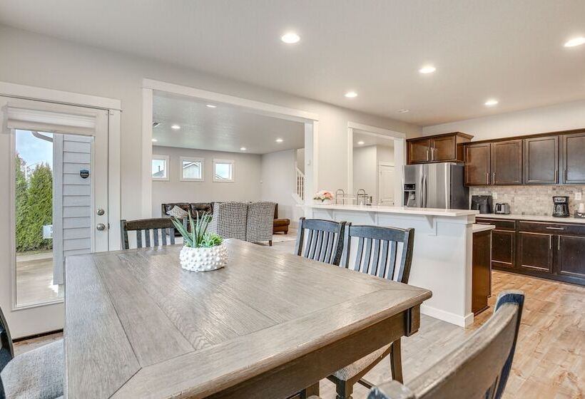 Modern Eugene Home: 2 Mi To University Of Oregon!