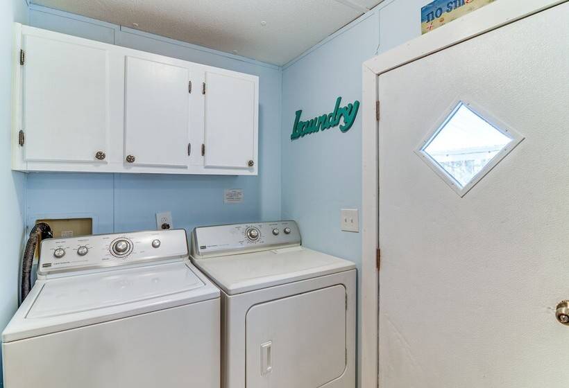 Monticello Home W/ Deck & Fire Pit < 1 Mi To Water