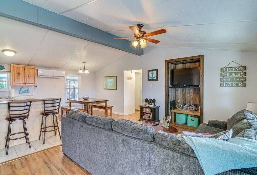 Monticello Home W/ Deck & Fire Pit < 1 Mi To Water