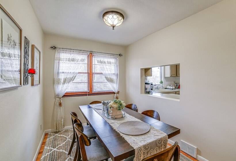 New York Abode: 2 Mi To Binghamton University!