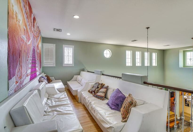 North Las Vegas Home W/ Pool ~ 9 Mi To The Strip!